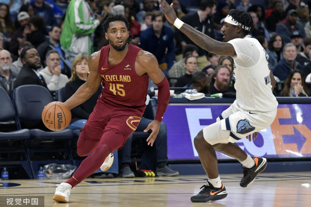 上海110-111惜败辽宁 球员评价：洛夫顿优秀，3人及格，6人低迷.